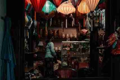 视频实锤：蘑菇视频惊现换装挑战，平台算法引争议